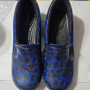 Easy Street Black Slip-On Shoes